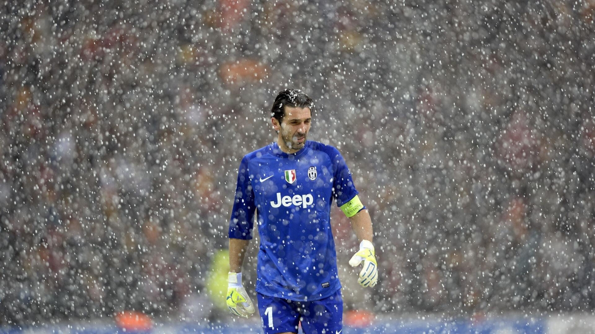 Scout迎来二十赛季出色发挥，德国队观众热烈欢呼！观众掌声雷动