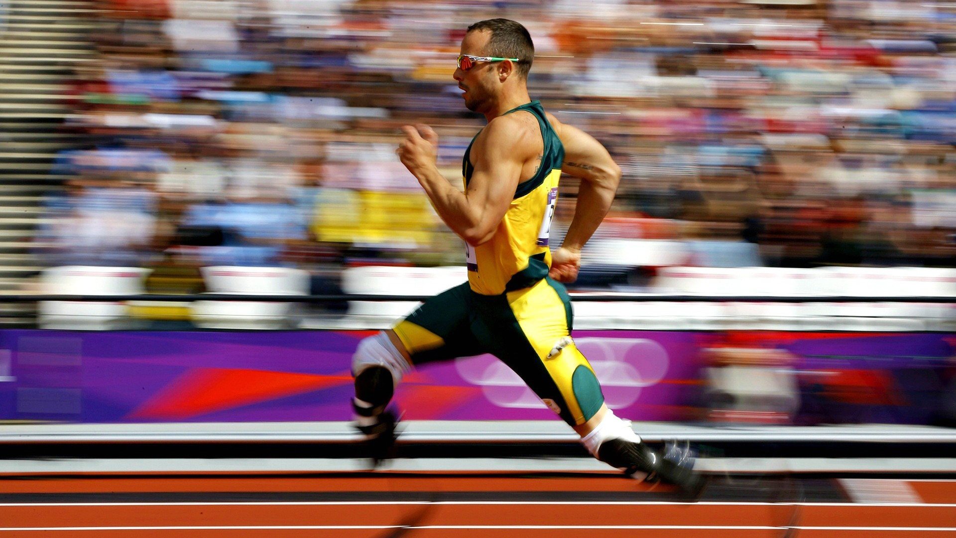 Faker重返赛场，败北首场状态出色，TES观众沸腾！比赛高潮迭起(faker输了全场喊faker)