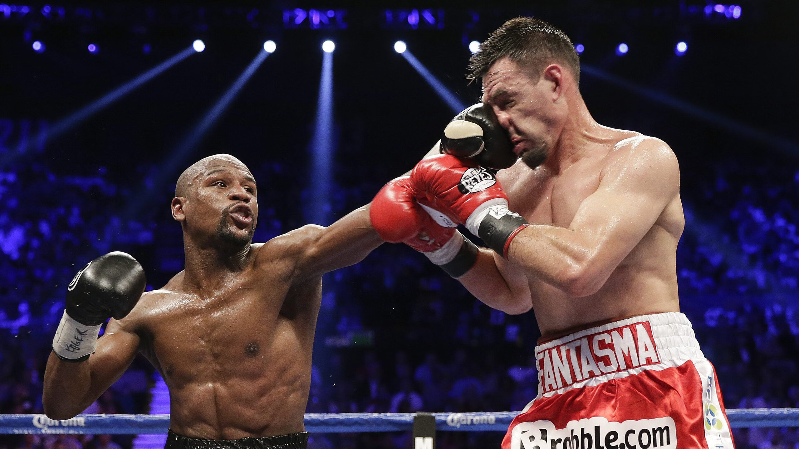  德布劳内替补登场 